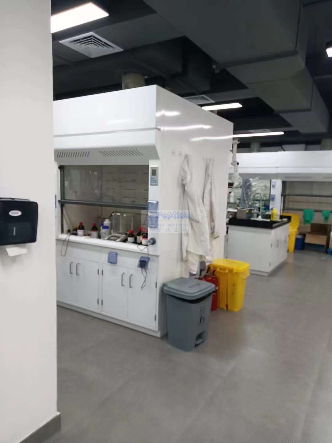 HPLC laboratory bench and chromatography workstation in supplied project materials
